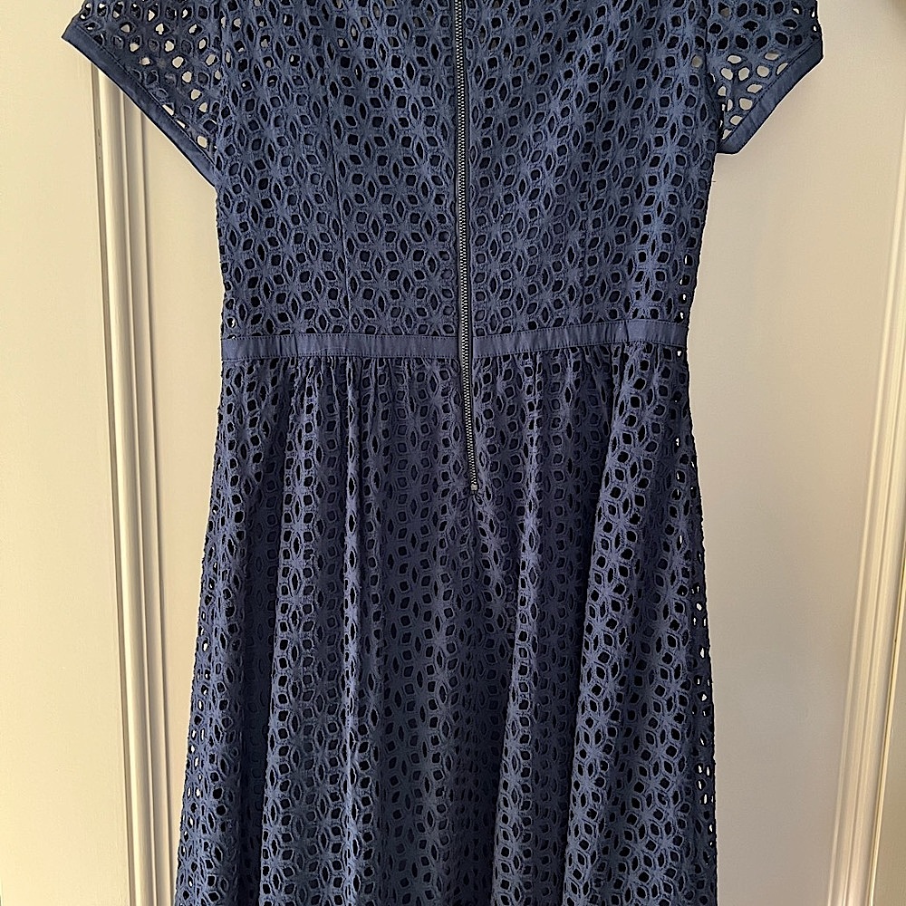 HALLHUBER Navy Blue UNWORN heavy lace shift dress! Size UK 8, FR 38, EUR 36 NWOT - Picture 2 of 4
